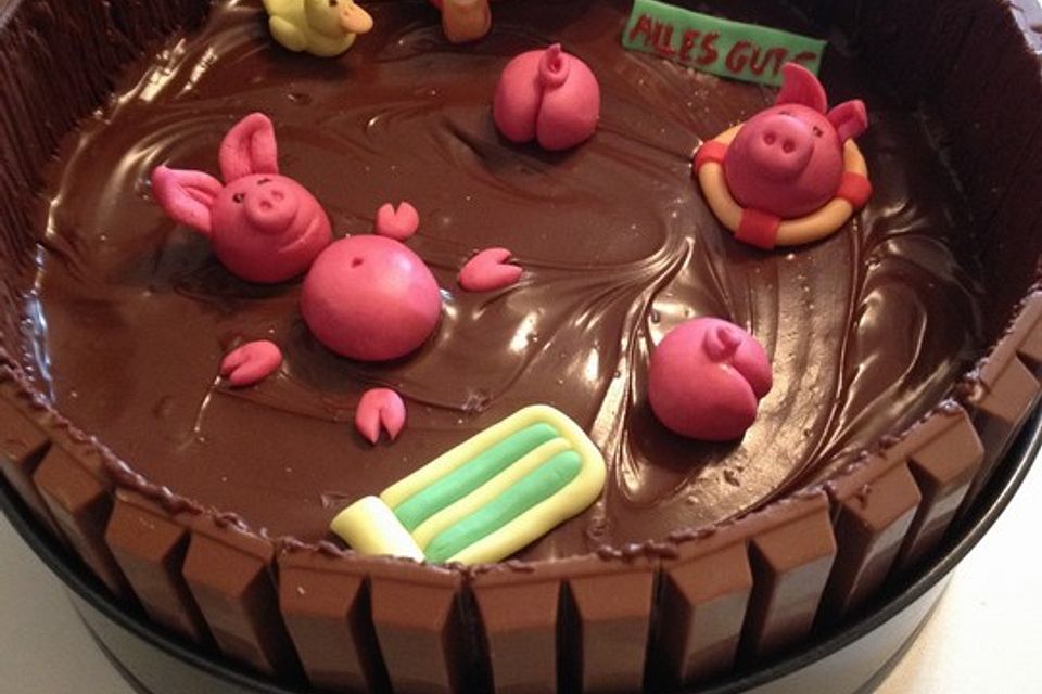 Schweinchen im Matschkübel-Torte