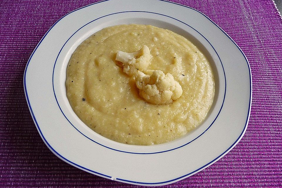 Kartoffel-Blumenkohlsuppe