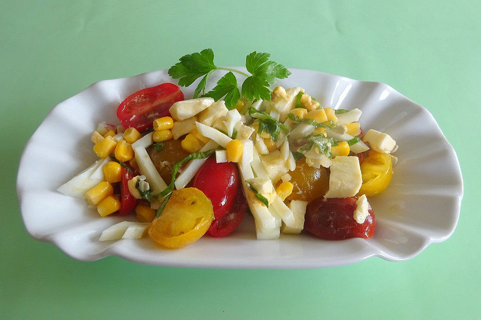 Tomaten-Mais-Salat