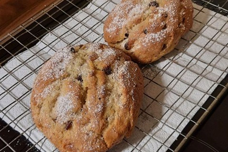 Kleine Mandel-Quark-Stollen