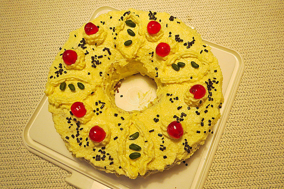 Frankfurter-Ananas-Kranzkuchen