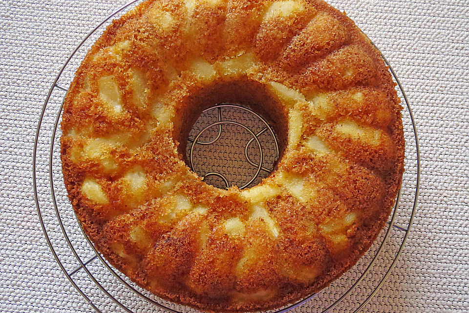 Frankfurter-Ananas-Kranzkuchen