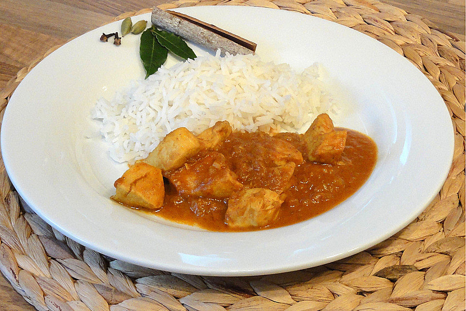 Scharfes indisches Hähnchen-Curry