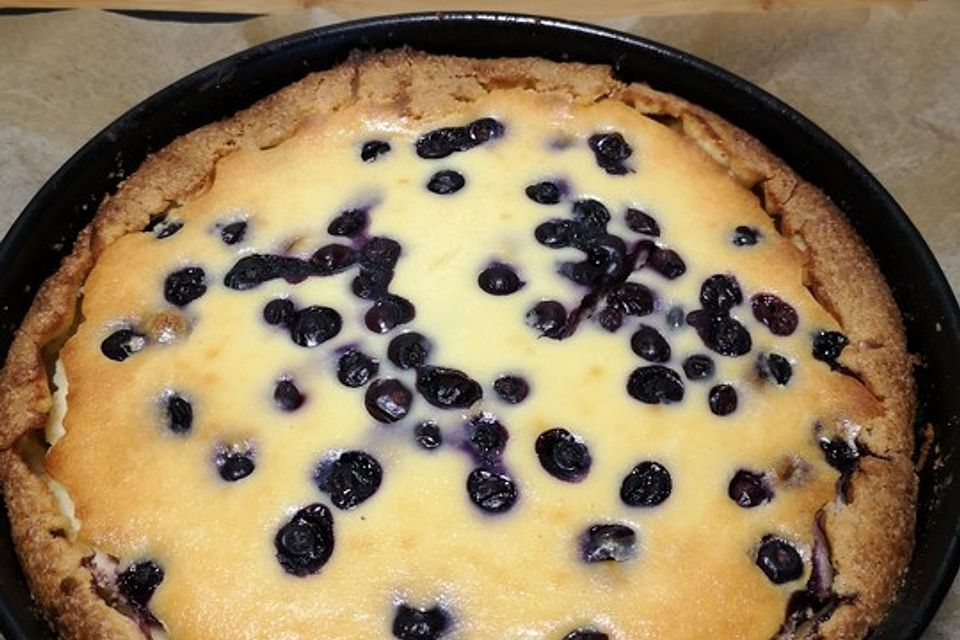 Käsekuchen mit Heidelbeeren