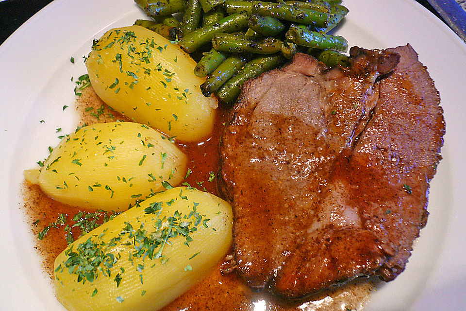 Lammbraten aus der Keule