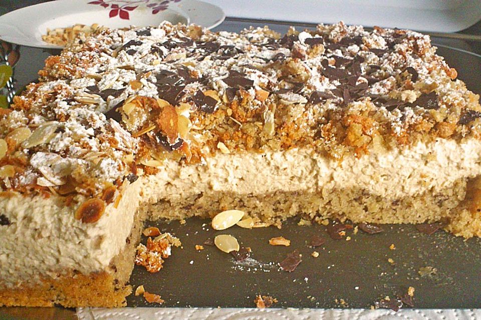 Eiskaffee-Sahnetorte