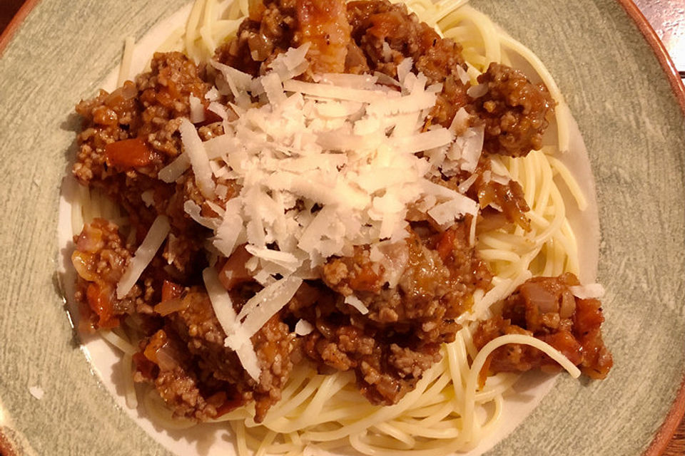 Spaghetti mit Lamm all'amatriciana