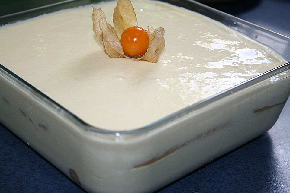 Mango-Quark Tiramisu