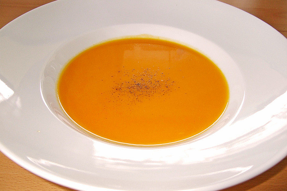 Karotten-Orangen-Suppe