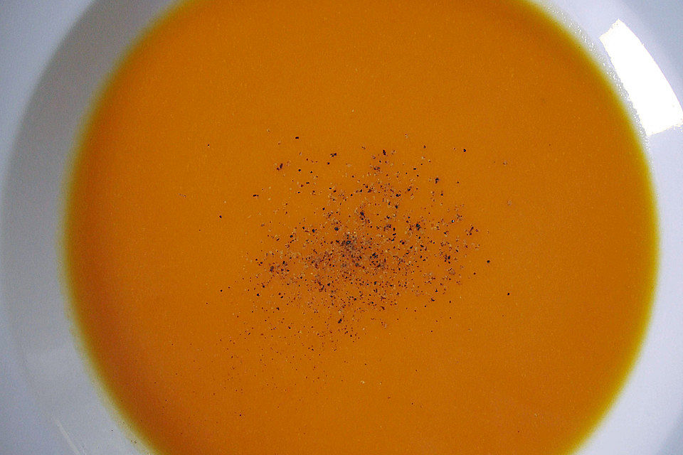 Karotten-Orangen-Suppe