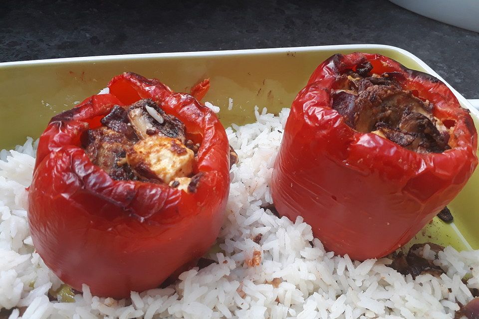 Vegetarisch gefüllte Paprika