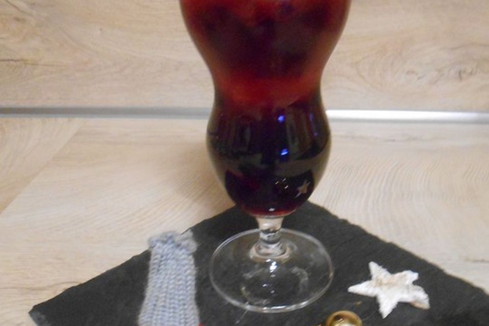 Eisgekühlter Glühwein-Sekt