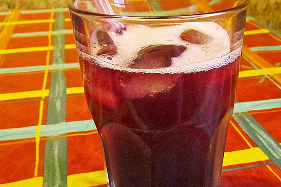 Eisgekühlter Glühwein-Sekt