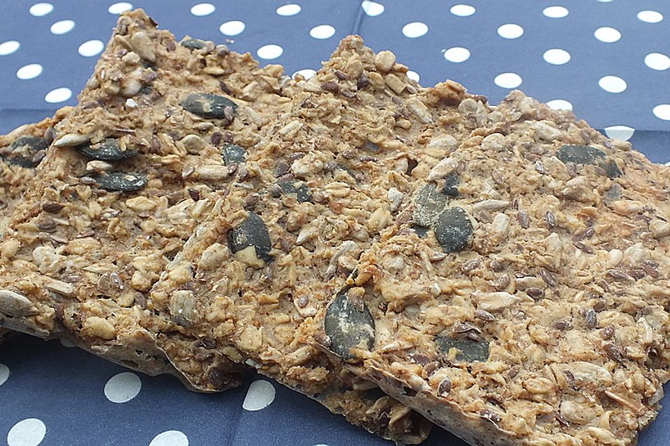 Knäckebrot mit Haferflocken