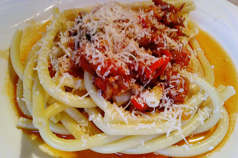 Tomatensugo mit Flußkrebs