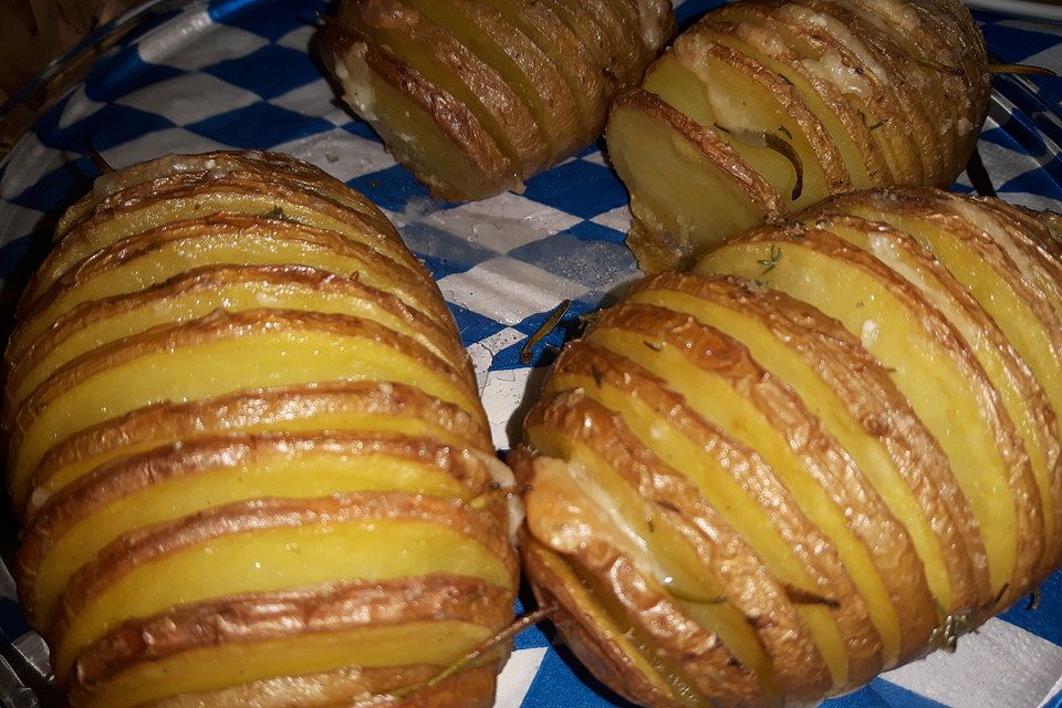 Hasselback-Kartoffeln