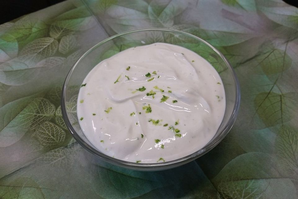 Frischer Joghurt-Quark Dip