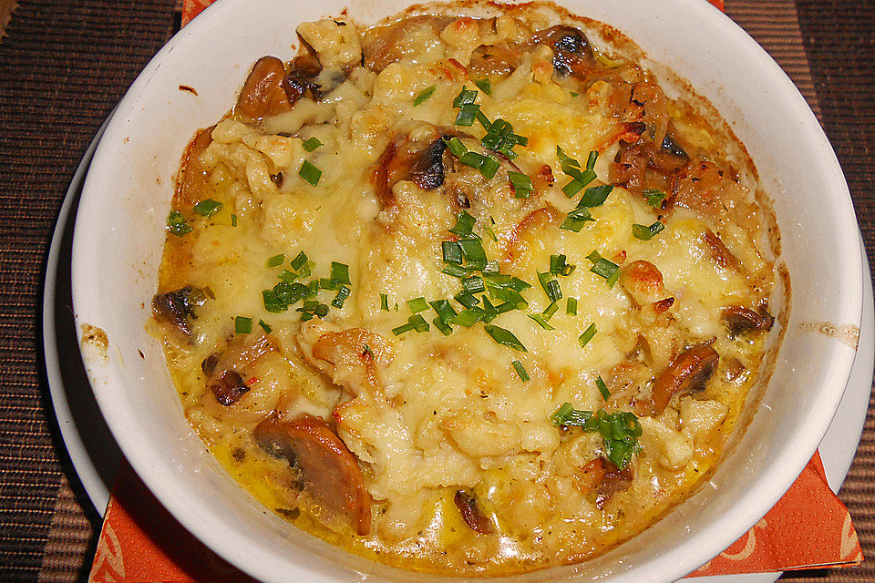 Kässpätzlesuppe mit Champignons