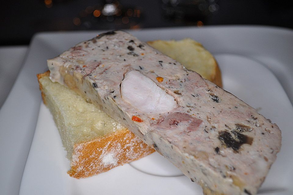 Kaninchenterrine - Terrine de Lapin