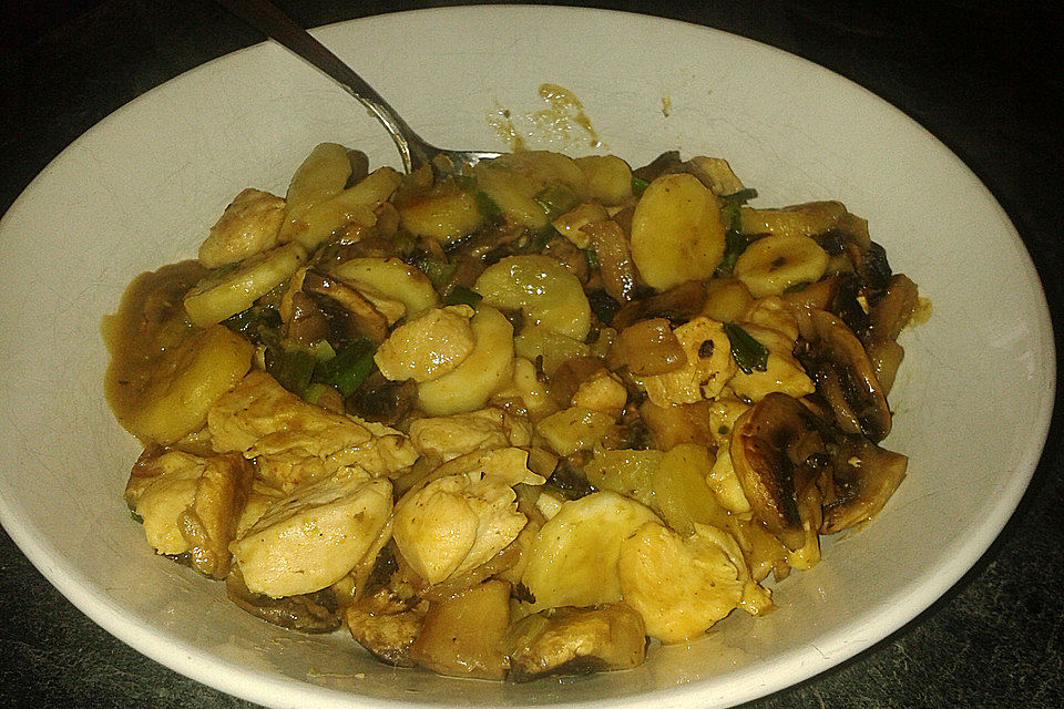 Hähnchen-Pilz-Bananen-Curry