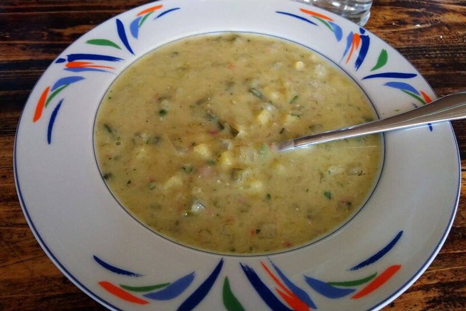 Leichte Kohlrabi-Lauch-Suppe