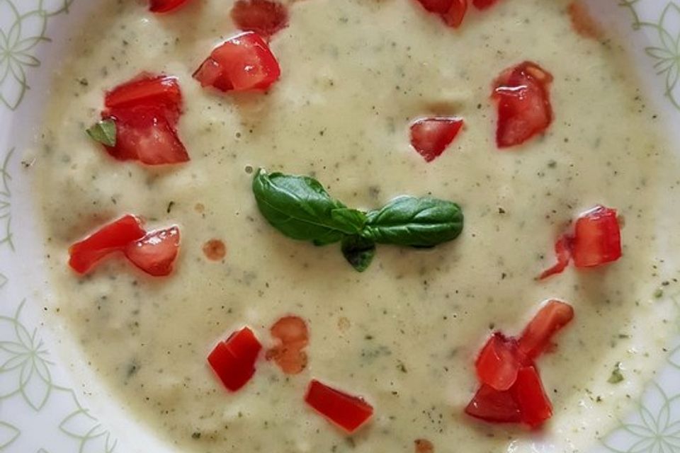 Zucchini-Rahmsuppe