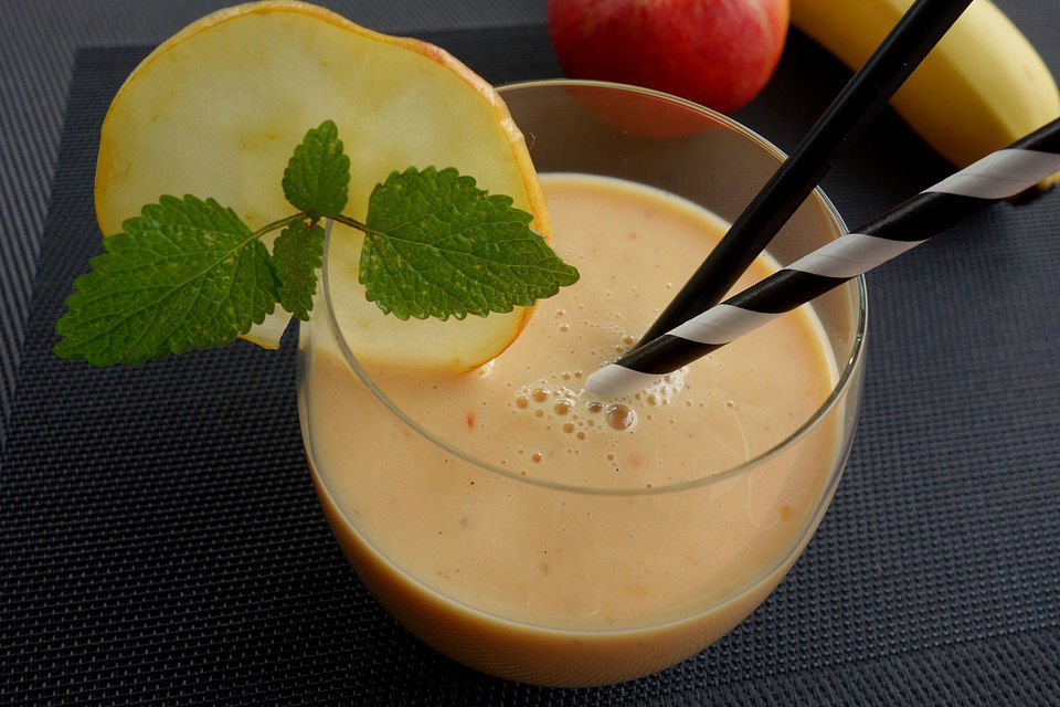 Apfel-Bananen Smoothie