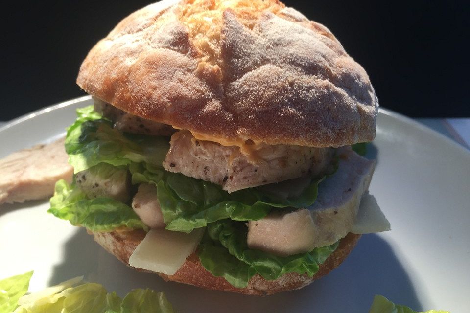 Caesar`s Salad-Chicken-Burger