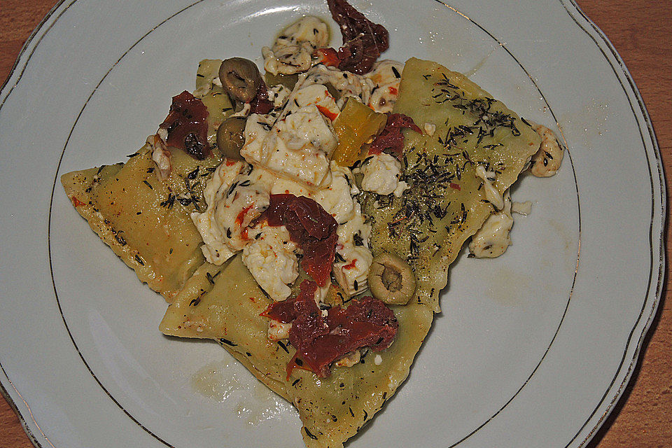 Maultaschen nach griechischer Art