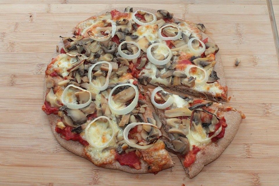 Mozzarella-Champignon Pizza