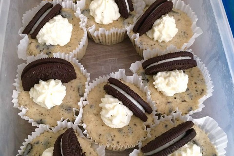 Mini Oreo Cheesecakes