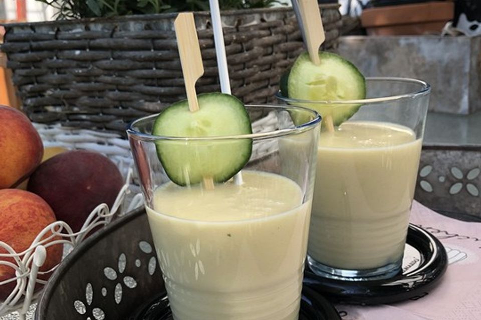 Pfirsich-Gurken-Smoothie