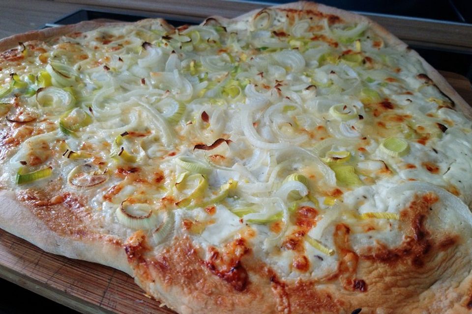 Lauch-Flammkuchen