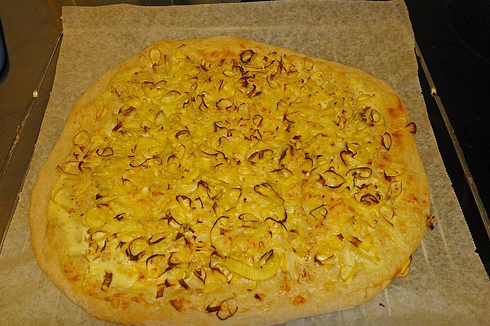 Lauch-Flammkuchen