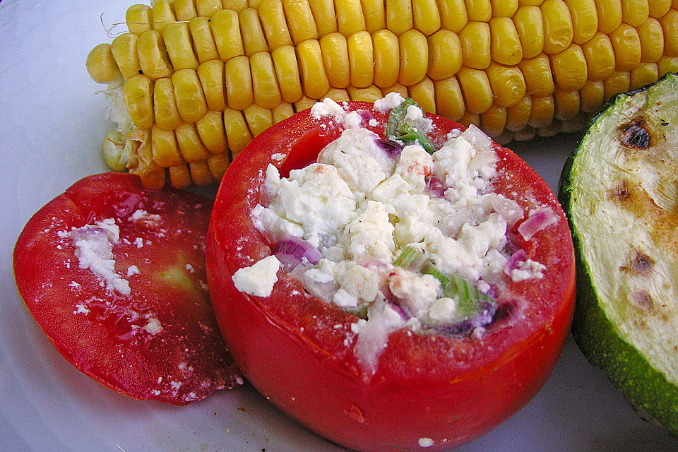 Gefüllte Grilltomaten mit Feta