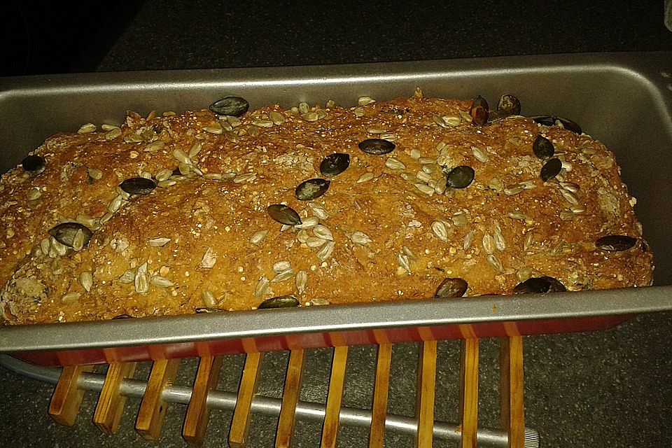 Weizenvollkornbrot mit Quinoa