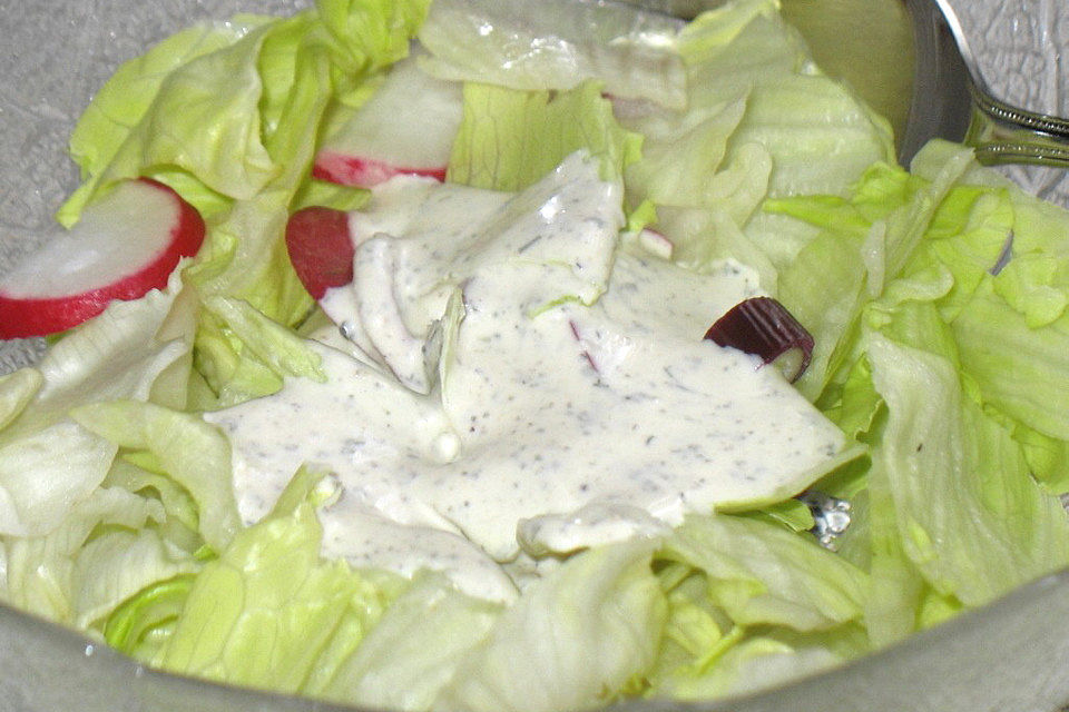 Créme fraîche-Kräuterdressing