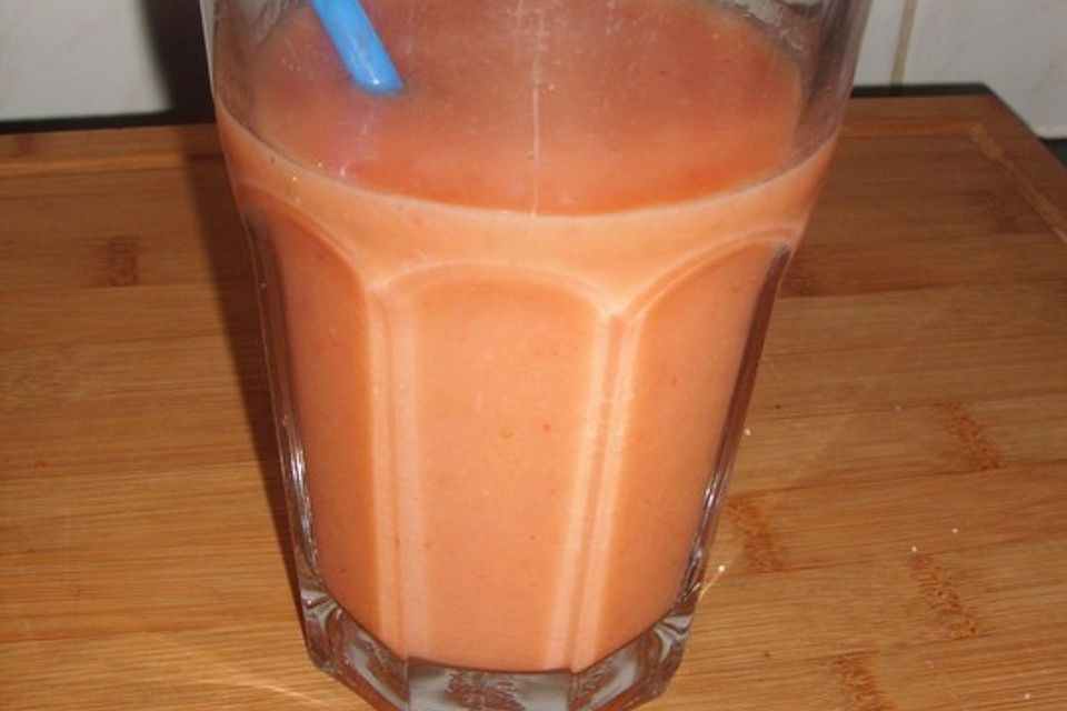 Ananas-Erdbeer-Smoothie