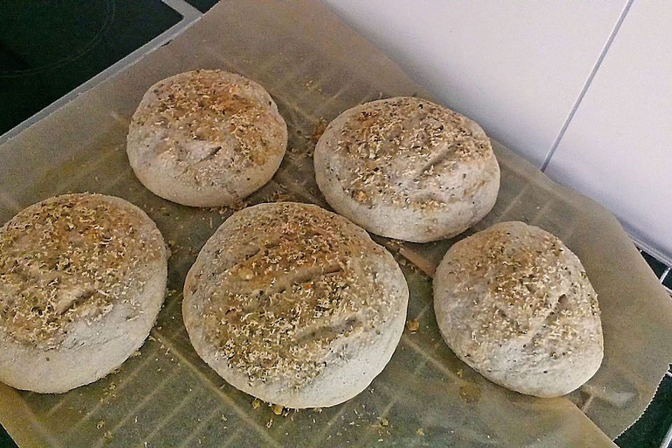 Parmesan-Oregano Brötchen