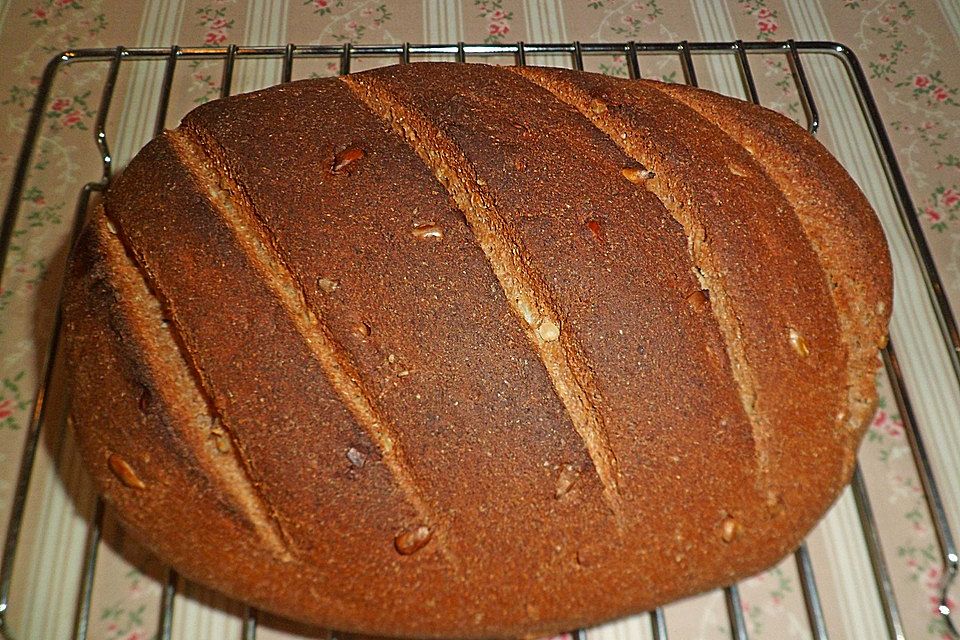 Einfaches Dinkel-Weizen Vollkornbrot