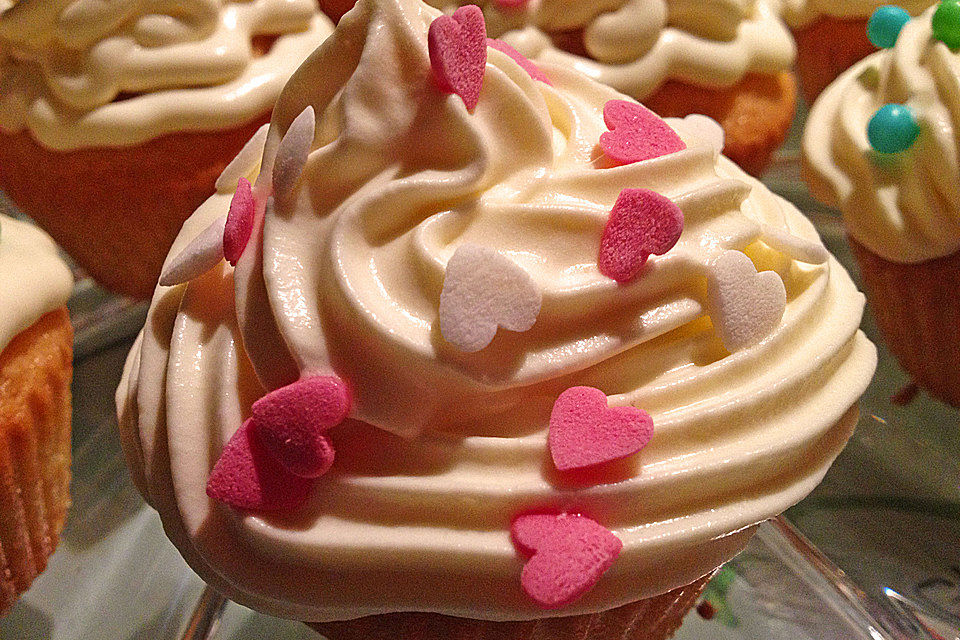 Limonaden-Cupcakes mit Schmandcreme