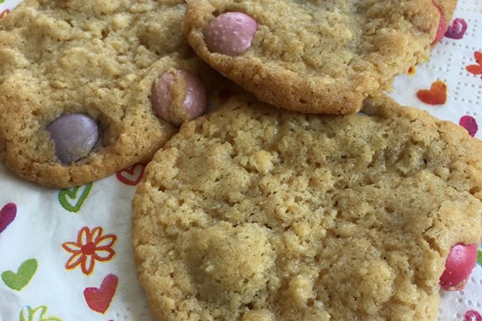 Bunte Cookies als Backmischung