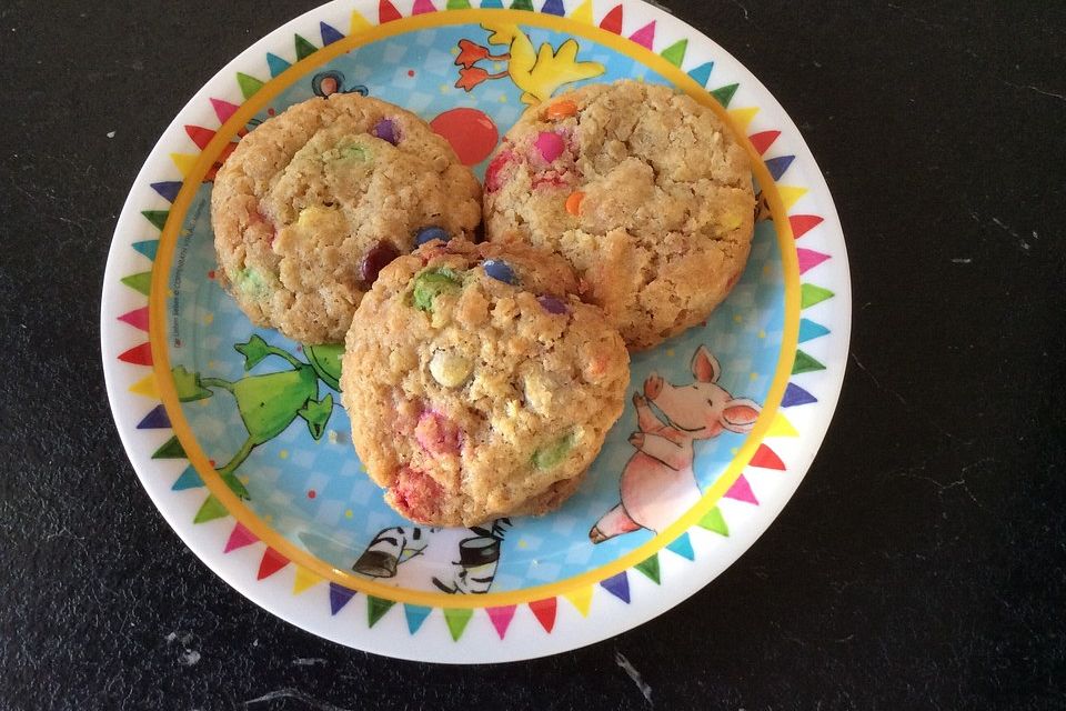 Bunte Cookies als Backmischung