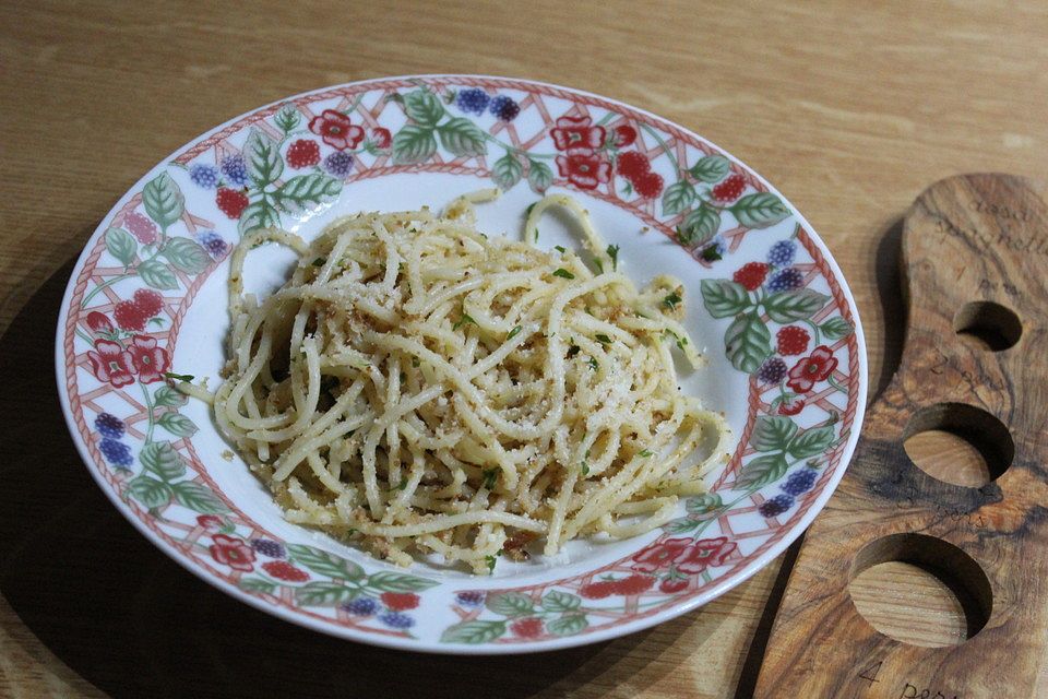 Spaghetti con Pangrattato