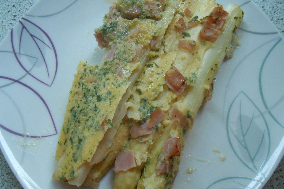 Spargel im Omelettteig