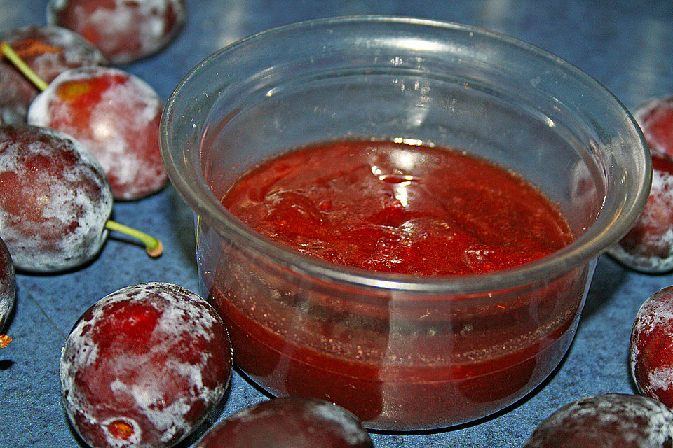 Zwetschgen-Marzipan-Schoko-Marmelade