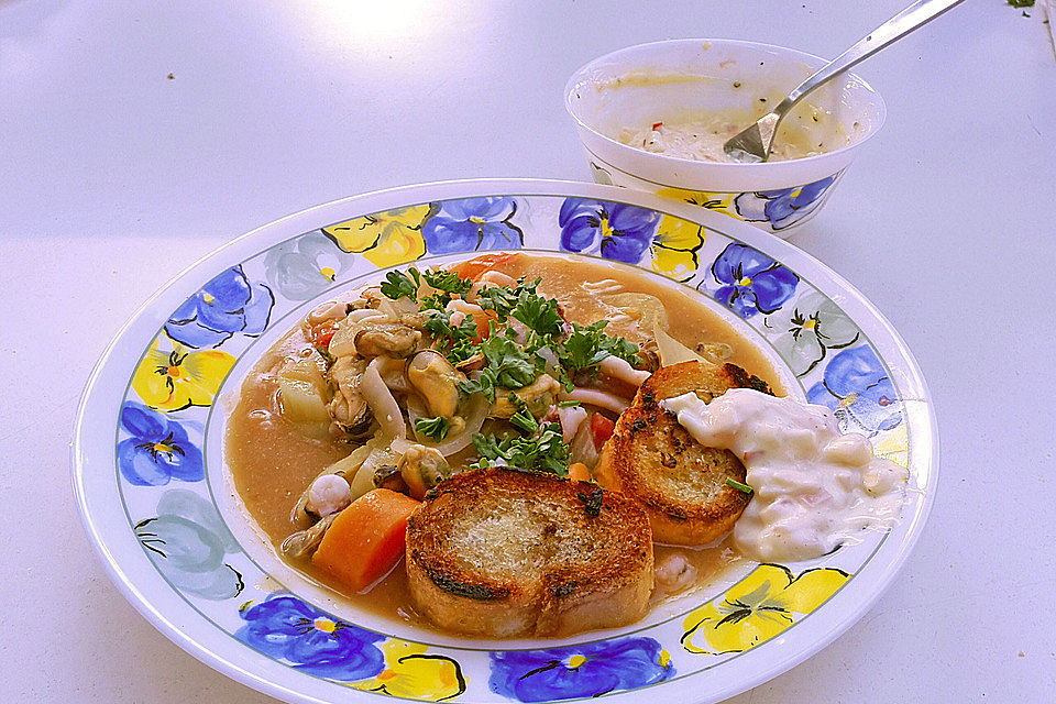 Bouillabaisse mit Meeresfrüchten