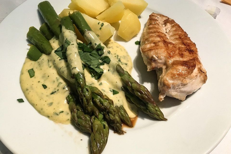 Frühkartoffeln mit Bärlauch-Hollandaise