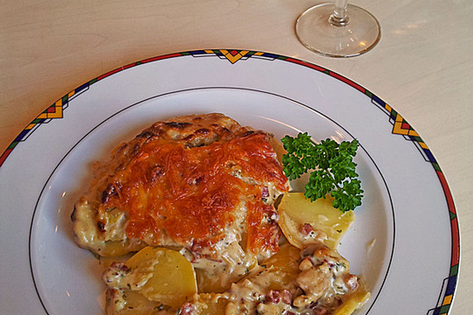 Herzhaftes Kartoffelgratin