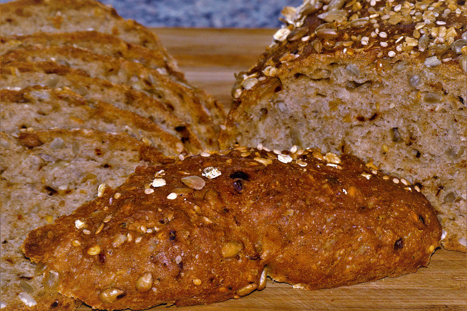 Mehrkornbrot mit Sauerteig